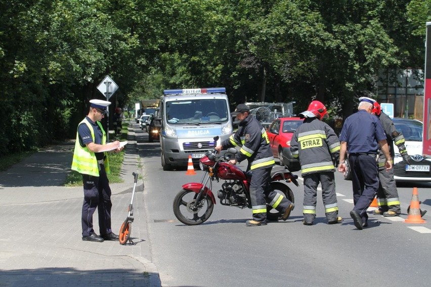Wypadek z udziałem motorowerzysty na ulicy Opolskiej