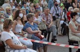 Koncert „Muzyka pamięci” na scenie przy Kupcu w Ostrołęce. 16.08.2020. Zdjęcia