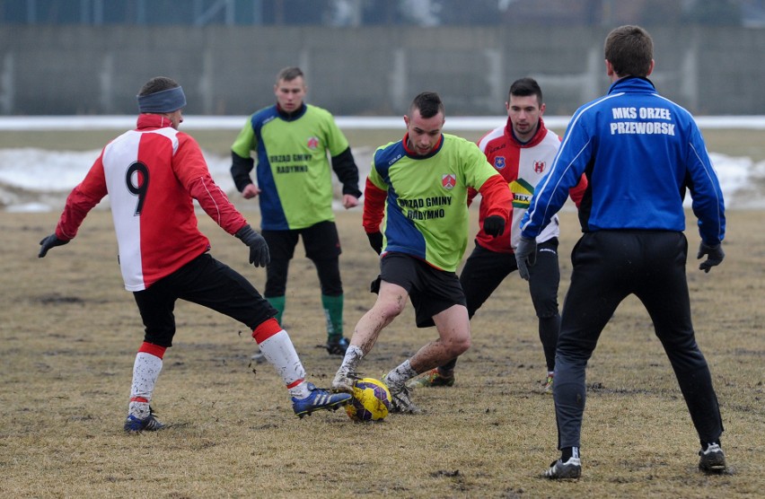 Sparingi. LKS Skołoszów - Orzeł Przeworsk [ZDJĘCIA]