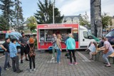 Trwa II Zlot Foodtracków (wideo, zdjęcia)