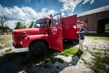 Tatra 148 służyła strażakom przez 45 lat. Zasłużoną emeryturę spędzi w Karlinie