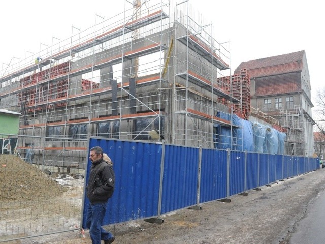 Wydział Budownictwa PO będzie gotowy w połowie 2012 roku.