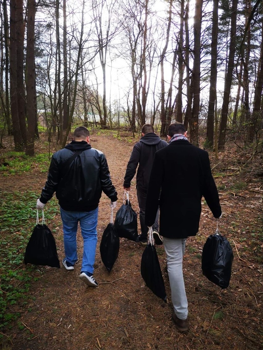 #SprzątamyDlaPolski – akcja w Lesie Bacieczkowskim