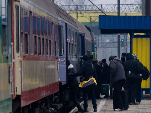 Po wielu latach porzerwy z tarnobrzeskiego dworca będzie można znów pojechać pociągiem do Skarżyska-Kamiennej