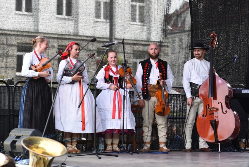 Papieska rocznica w Gliwicach. Koncert na pl. Krakowskim na pamiątkę spotkania z Janem Pawłem II