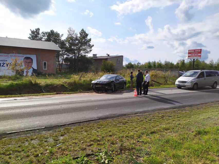 Tragiczny wypadek na DW 494 w Kalei. Zginął 57-letni kierowca z powiatu kłobuckiego. Zderzył się z Audi ZDJĘCIA