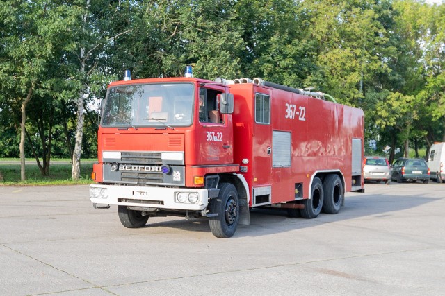 Wyprodukowany w Wielkiej Brytanii Bedford z Anwilu SA ma wyjątkową zabudowę. Prezentowany jako element kolekcji plenerowej jest jedną z najważniejszych atrakcji muzeum w Mysłowicach