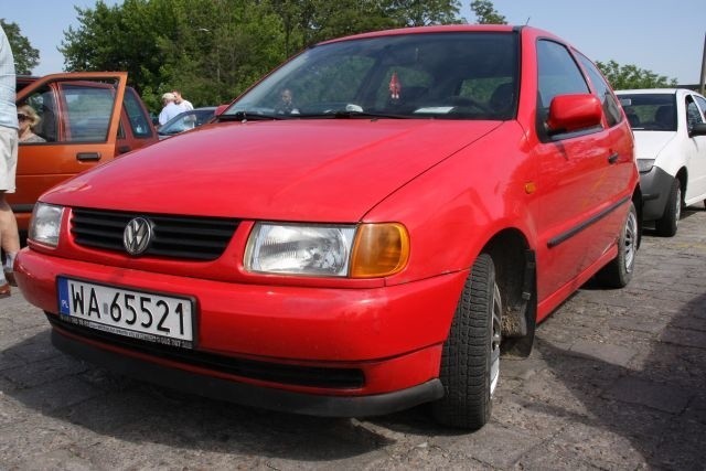 VW Polo, 1999 r., 1,0, 2 tys. 900 zł;