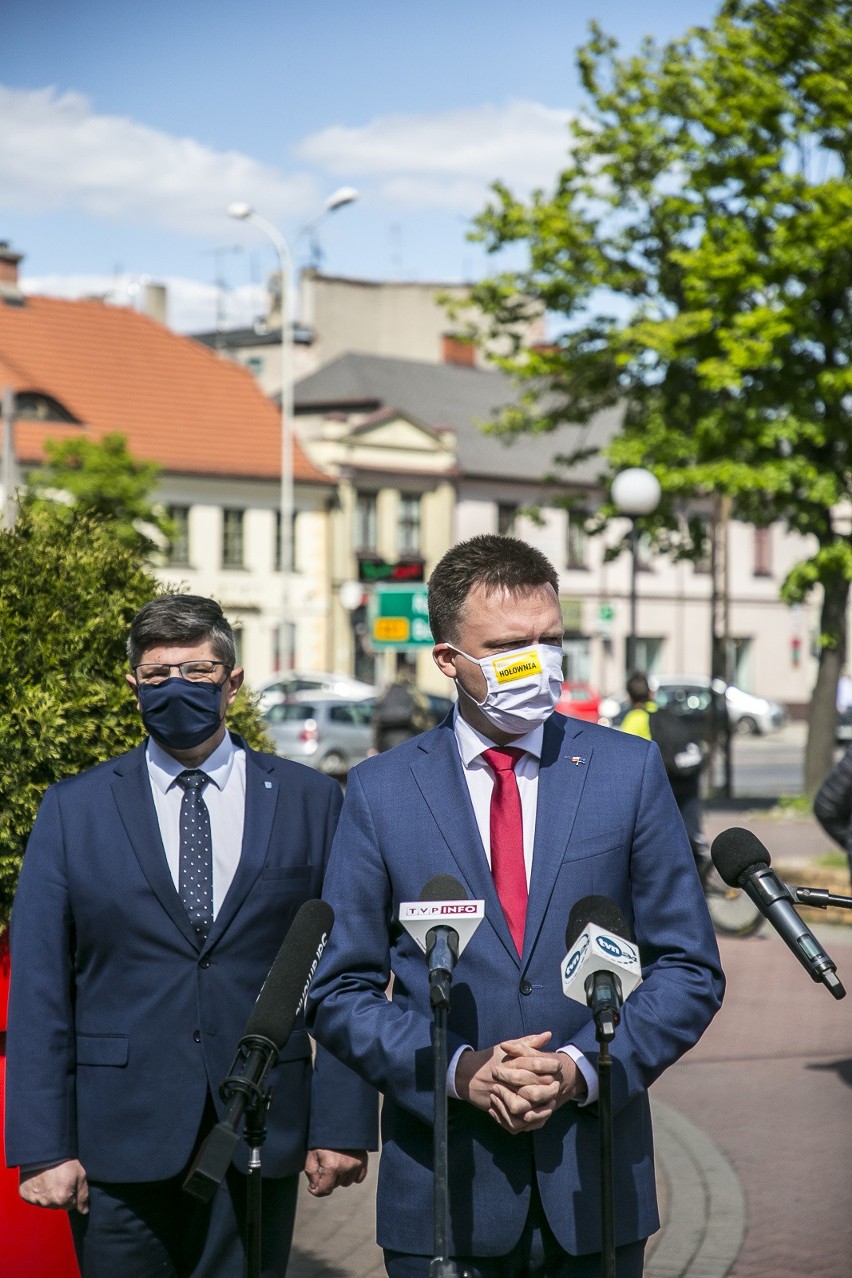 Szymon Hołownia był w Pabianicach. Spotkał się z prezydentem