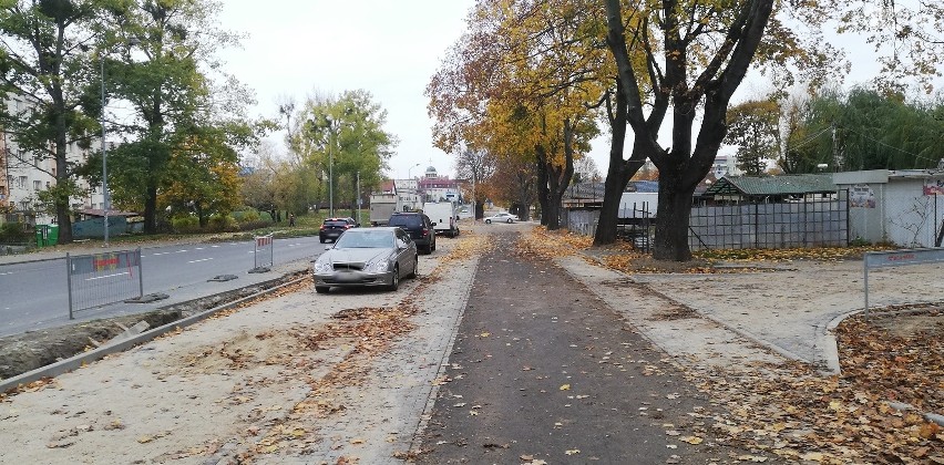 Widać już nową ścieżkę rowerową na prawobrzeżu Szczecina. Będzie też miejsce dla pieszych i aut