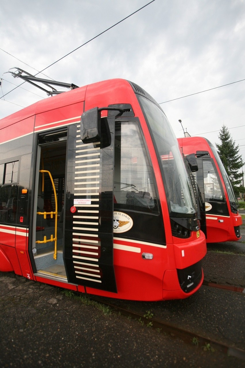 Tramwaje Śląskie testują nowe Twisty w Będzinie. Po zajezdni...