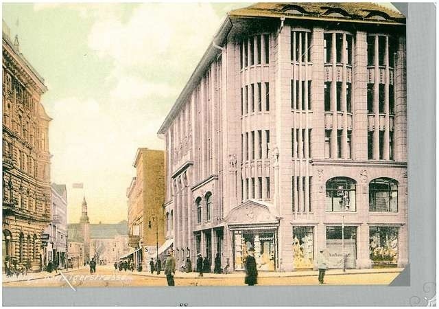 Budynek „Jedynaka” wkrótce po jego wzniesieniu w 1911 roku przez firmę Conitzer und Soehne
