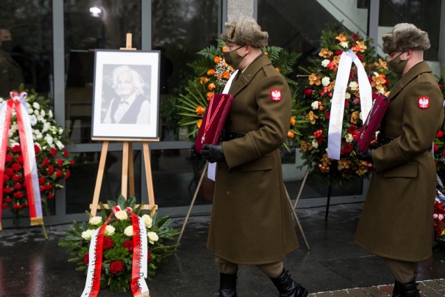 10.02.2021, Warszawa, pogrzeb Henryka Jerzego Chmielewskiego.Zobacz kolejne zdjęcia. Przesuwaj zdjęcia w prawo - naciśnij strzałkę lub przycisk NASTĘPNE