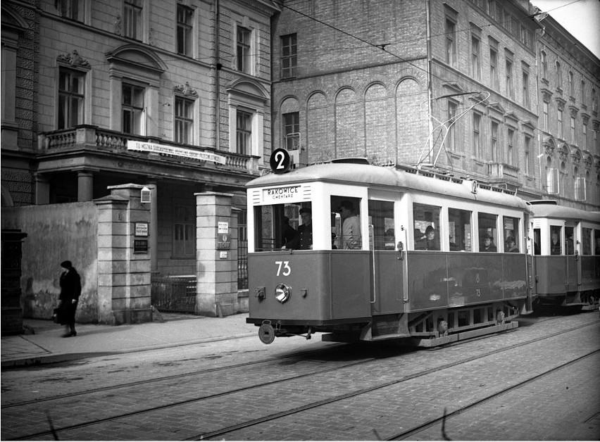 Tramwaje przed 1945 rokiem w Krakowie, nie uwierzysz, gdzie kiedyś były szyny [GALERIA]