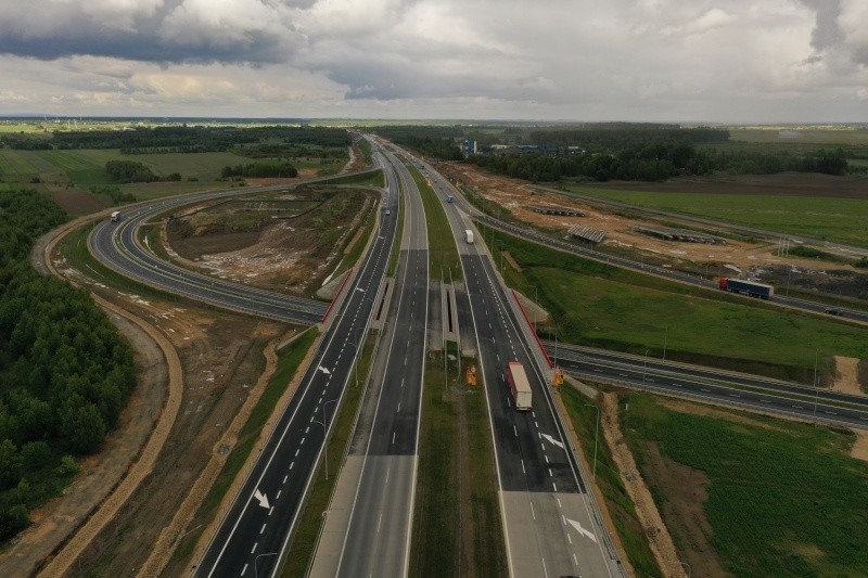 Budowa autostrady A1. Zdjęcia z odcinka F, będącego...