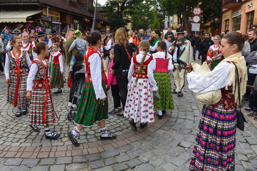 Uroczystość oficjalnego otwarcia sezonu letniego 2018 w...