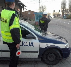 Audi na litewskich numerach zauważył patrol drogówki