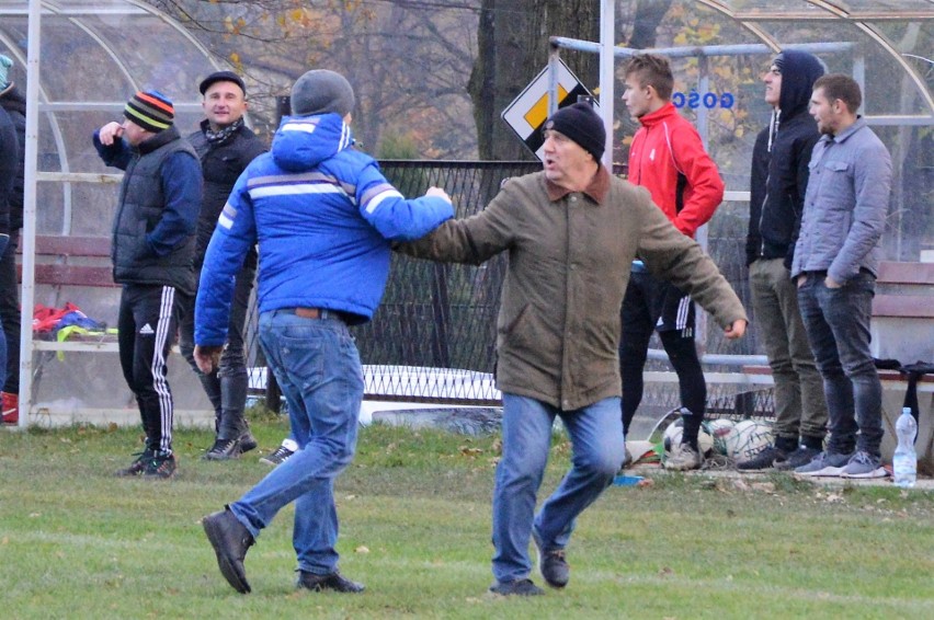 5. liga. W piłkarskim westernie Jawiszowice pokonały Nadwiślanin Gromiec [ZDJĘCIA]