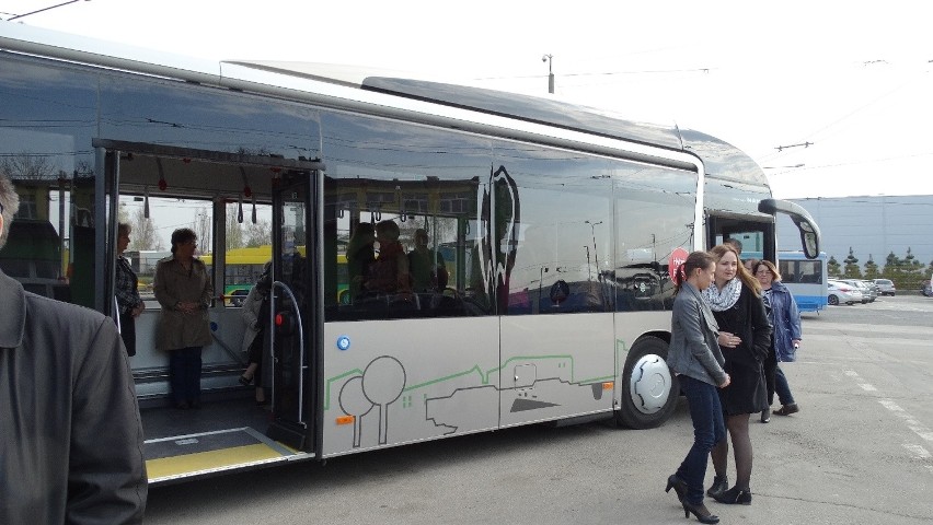 Autobus hybrydowy w Tychach