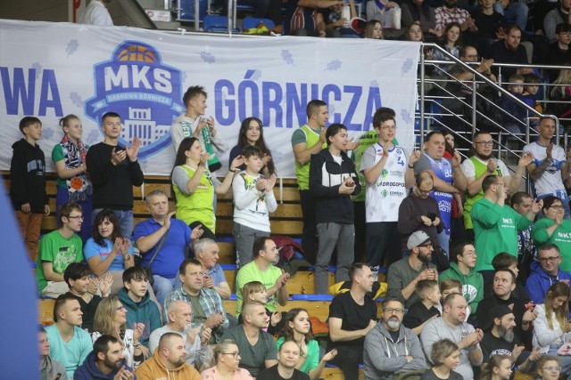 27.11.2022. Energa Basket Liga: MKS Dąbrowa Górnicza - Anwil Włocławek.Zobacz kolejne zdjęcia. Przesuwaj zdjęcia w prawo - naciśnij strzałkę lub przycisk NASTĘPNE