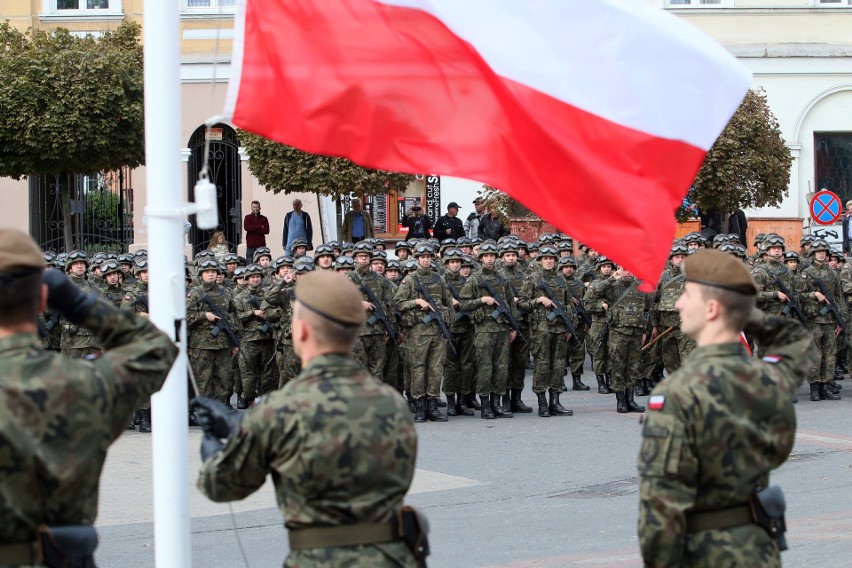 Nowi terytorialsi dołączyli do lubelskiej brygady. W sobotę złożyli przysięgę. Zobacz zdjęcia