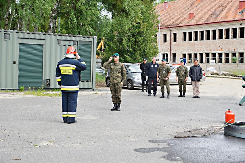 Katastrofa budowlana. Ćwiczenia ratownicze w Redzikowie [zdjęcia]