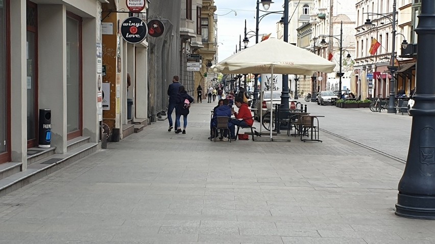 Łódzka gastronomia powoli wraca do pracy. Jak na razie tłumów nie ma