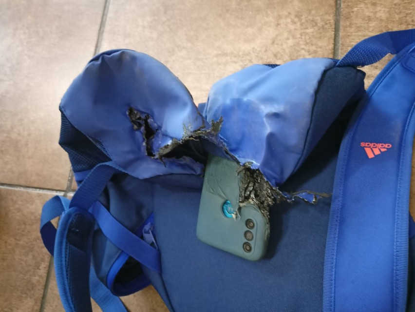 Telefon wybuchł w plecaku ucznia. Interweniowała straż pożarna