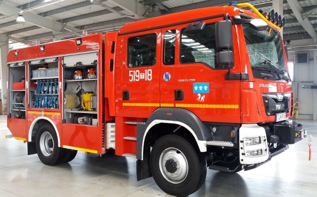 Tak wygląda nowy wóz ratowniczo-gaśniczy, który gmina kupiła dla jednostki strażackiej z Krasocina za około 800 tysięcy złotych.