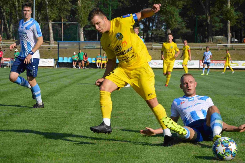 Piłkarze Lechii Zielona Góra przegrali 1:4 ze Świtem Skolwin...