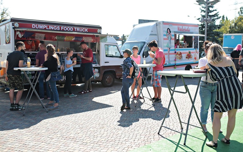 Street Food Polska Festival czyli zlot foodtrucków w Krakowie [ZDJĘCIA]