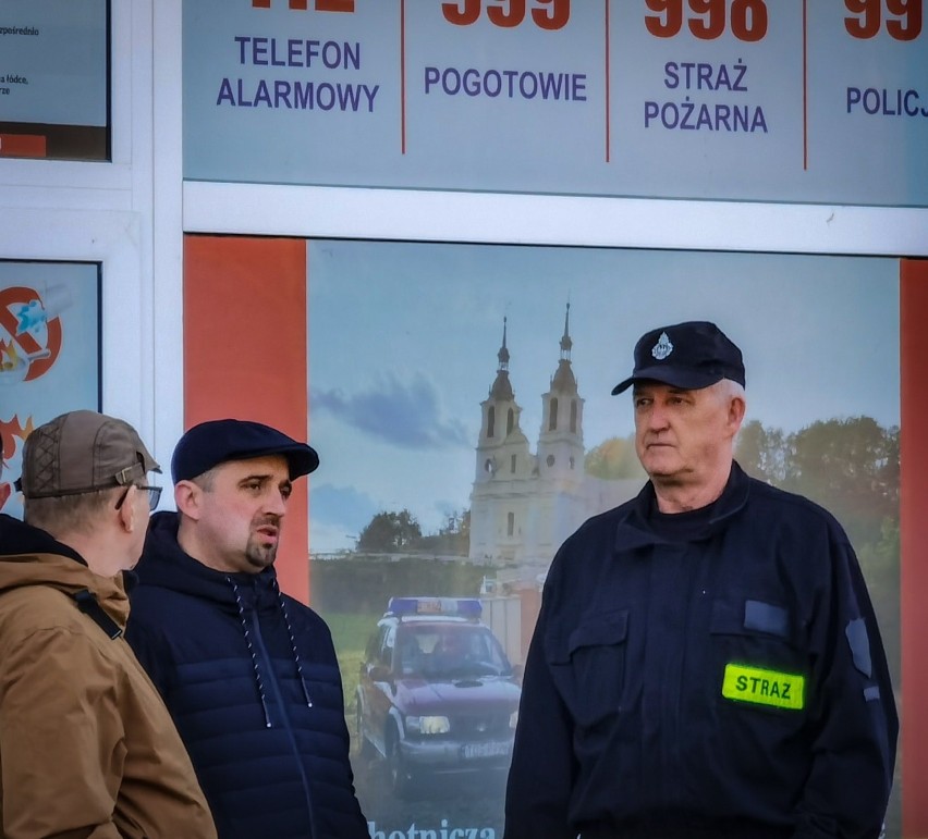 Strażacy z Bałtowa powitali swój nowy wóz w tradycyjny sposób (ZDJĘCIA, WIDEO)