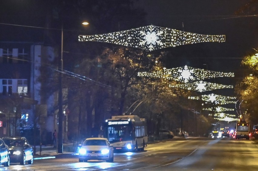 Świąteczne iluminacje na ulicach Sopotu