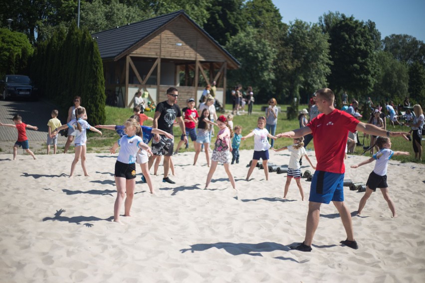 Impreza "Dzień Dziecka - Ćwicz z pasją" w Parku Kultury i Wypoczynku w Słupsku