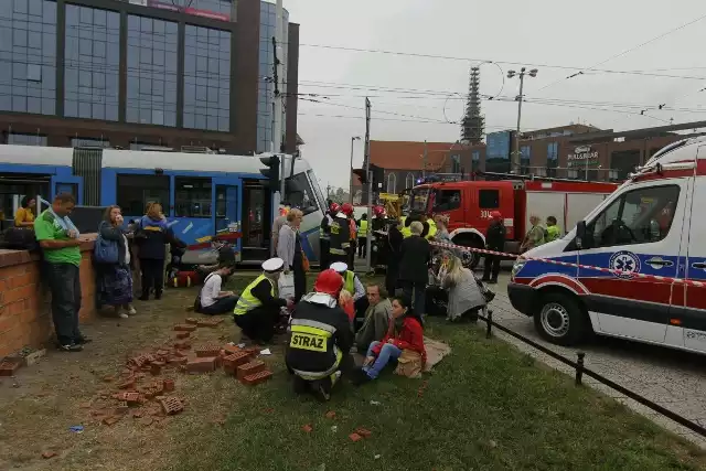 Wrocław, plac Dominikański - zderzenie, wypadek tramwajów 4.09.2013