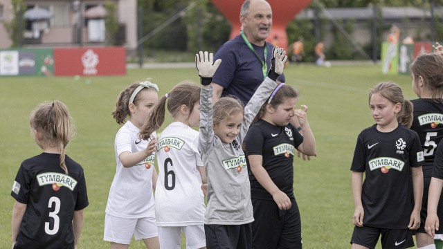 W finale dziewczynek do 8 lat spotkały się uczennice z Rudnika i z Kolbuszowej.