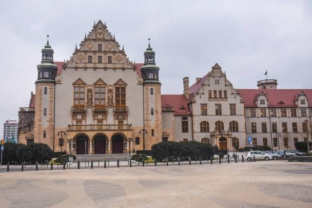 Nauka zdalna czy powrót do zajęć stacjonarnych czeka na studentów UAM w Poznaniu? Jest decyzja władz uczelni
