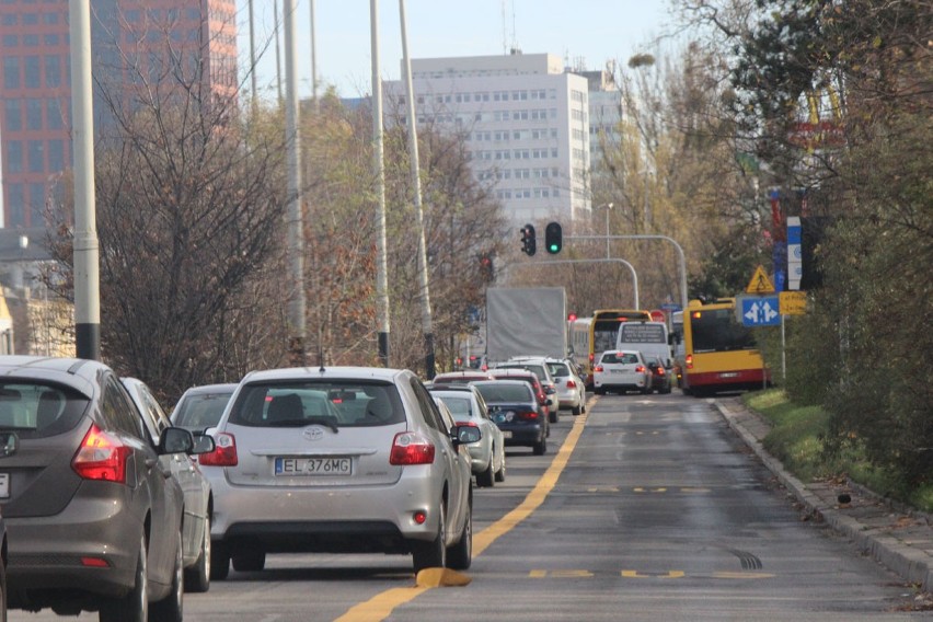 Trasa W-Z w budowie. Sprawdź, gdzie są korki [ZDJĘCIA+FILM]