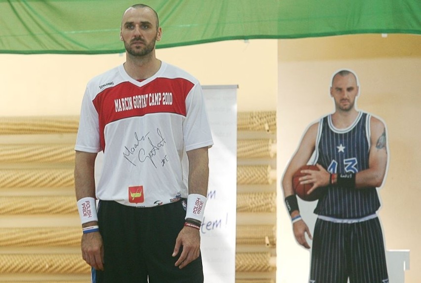 Marcin Gortat uczył najmłodszych wrocławian grać w koszykówkę