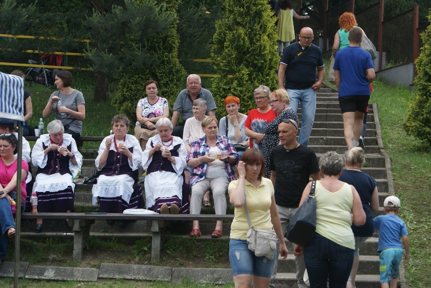 Rodzinny piknik w Szkole Podstawowej nr 23 w Tucznawie