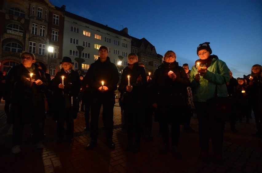 Czarny protest w Bytomiu odbył się w niedzielę 23...