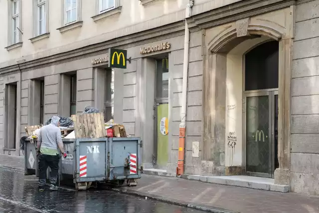 Trwa przebudowa restauracji McDonald's przy ul. Szewskiej w Krakowie.