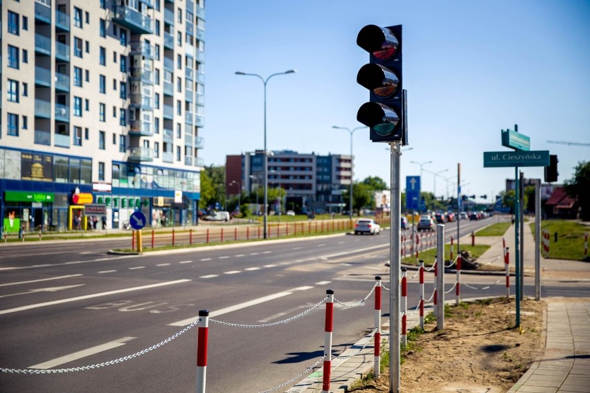 Całe skrzyżowanie wraz z sygnalizacją świetlną ma być gotowe...