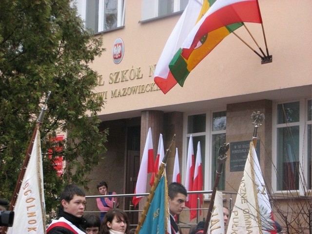 Powiatowe Obchody Święta Niepodległości i towarzysząca im uroczystość "Katyń... ocalić od zapomnienia&#8221;, które miały miejsce w listopadzie były inauguracją jubileuszu szkoły.