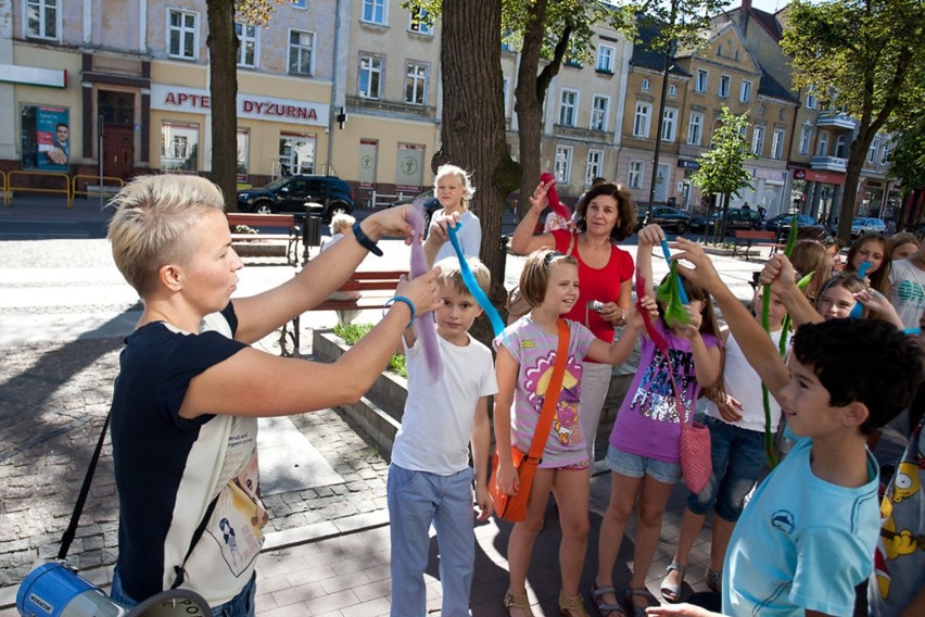 Bicie rekordu w tworzeniu najdłuższego dreda w Słupsku