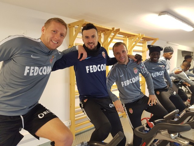 Kamil Glik ma powody do zadowolenia, jego Monaco jest liderem z przewagą trzech punktów nad PSG i Niceą