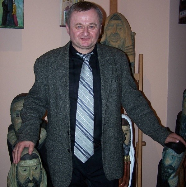 Połaniecki rzeźbiarz Józef Reguła doczekał się pierwszej zagranicznej wystawy. Do końca lipca jego rzeźby będą mogli oglądać mieszkańcy słowackiej Starej L&#8217;ubowňi.