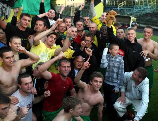 W czerwcu minionego roku piłkarze i kibice Siarki Tarnobrzeg cieszyli się z awansu do trzeciej ligi.