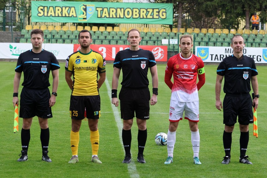 Siarka Tarnobrzeg - KS Wiązownica 1:0 w meczu trzeciej ligi. Zadecydował gol Konrada Misztala. Zobacz zdjęcia