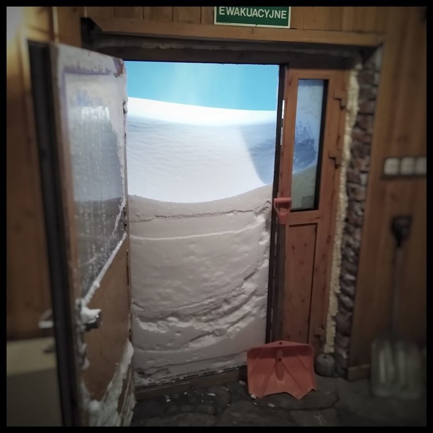 Zakopane. W Tatrach sypnęło śniegiem, obserwatorium zostało zasypane